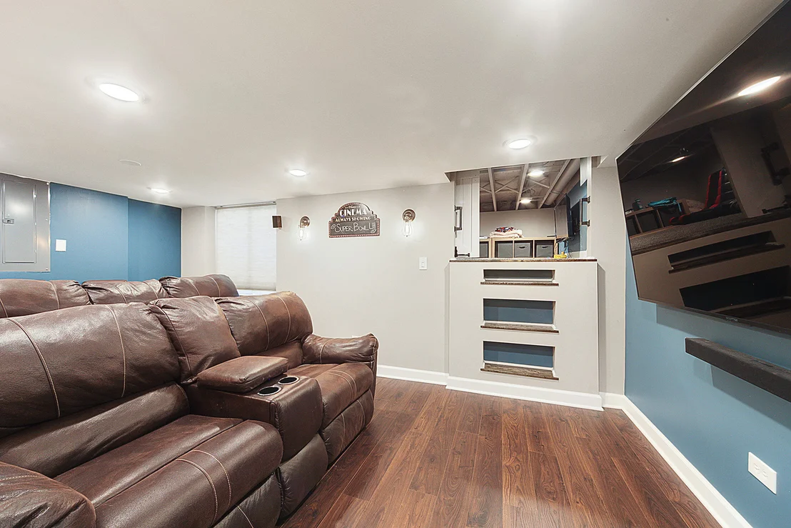 Photo of 717 Maplewood Drive