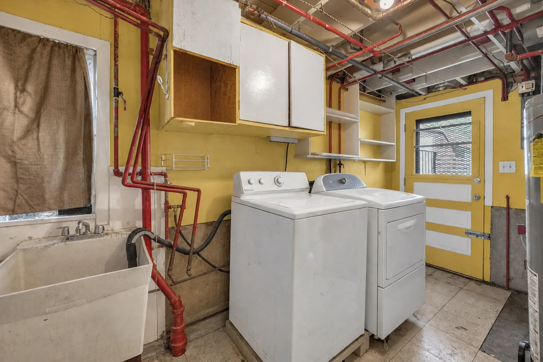 Photo of 36 S Highview Avenue