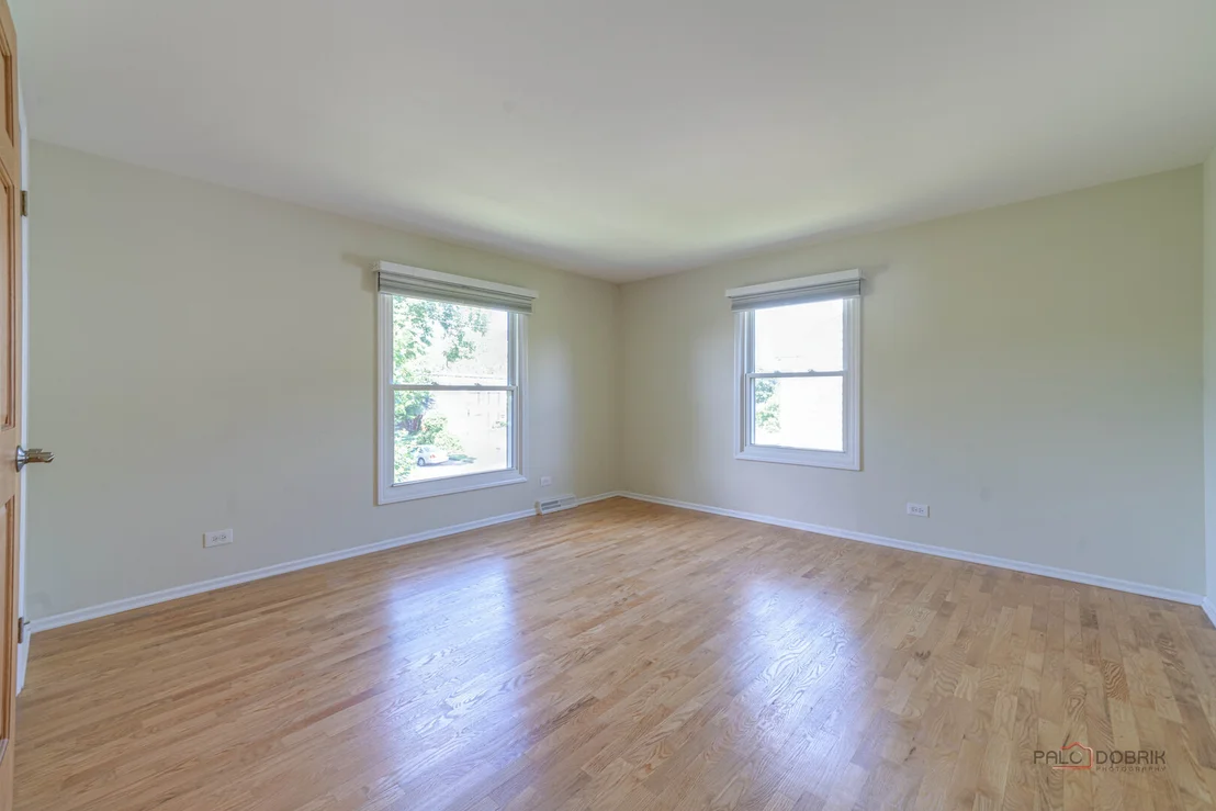 Photo of 255 Lee Road