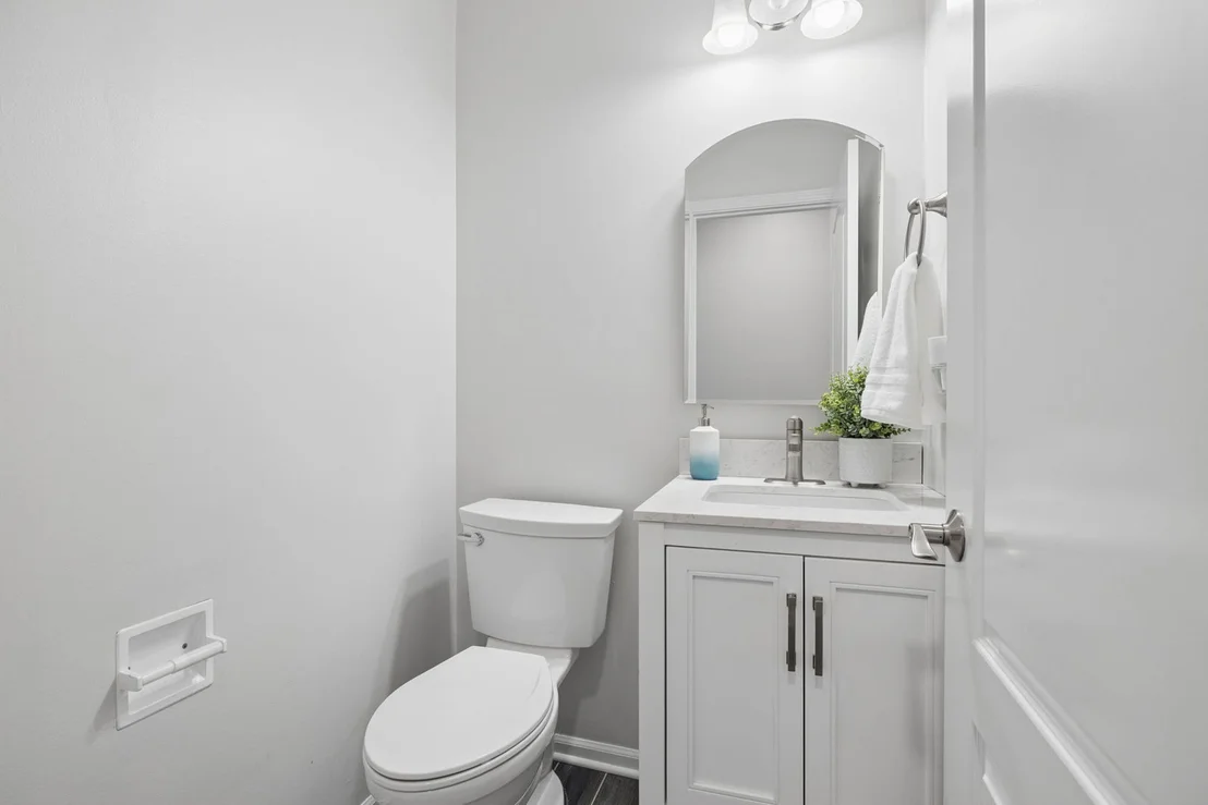 Photo of 1249 STONEGATE Road