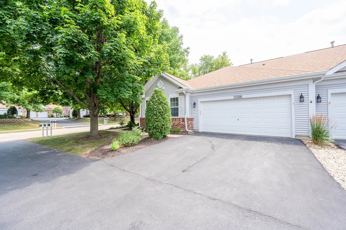 Photo of 21366 W Juniper Lane