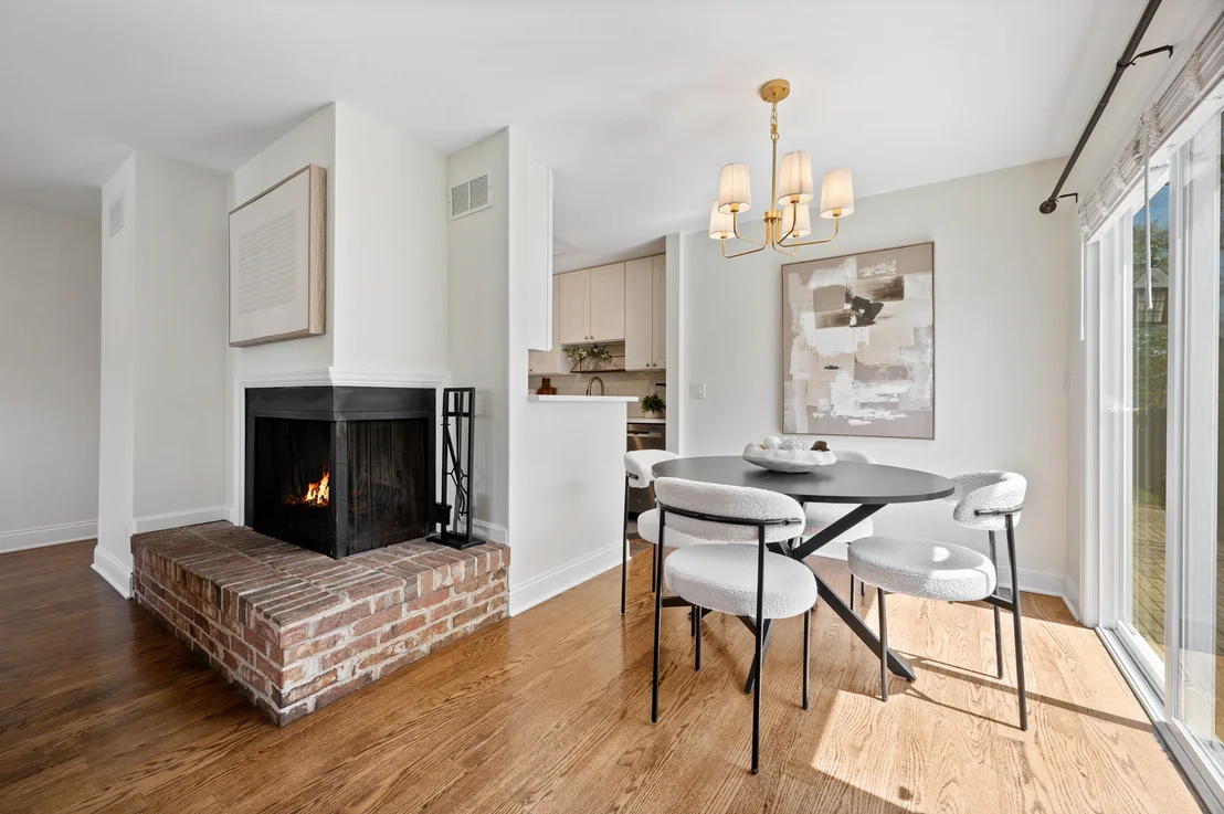 Photo of 1041 Forest Avenue