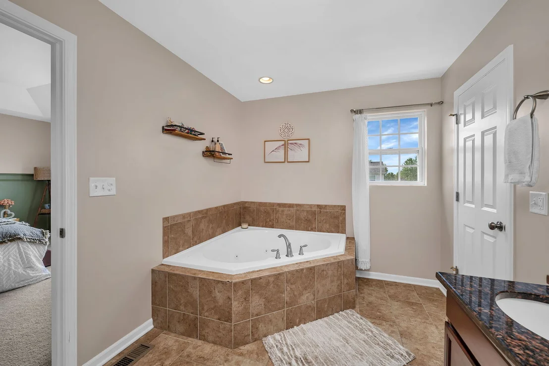 Photo of 628 Turnbury Drive