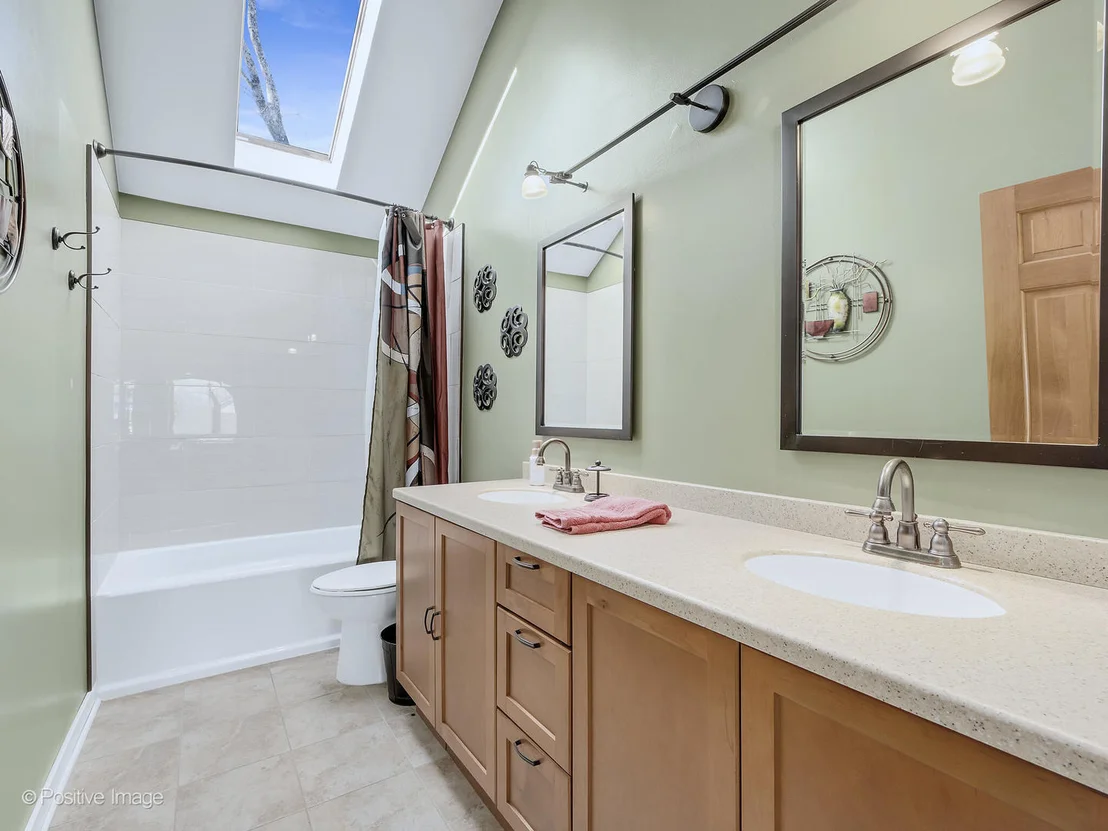 Photo of 230 Plumtree Lane