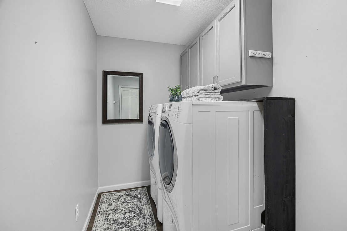 Photo of 1202 Kenneth Drive