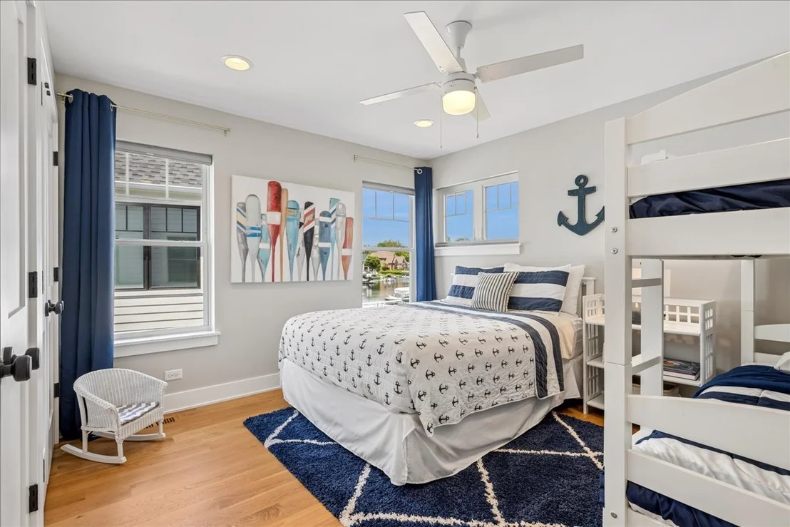 Photo of 225 Edgewater Drive
