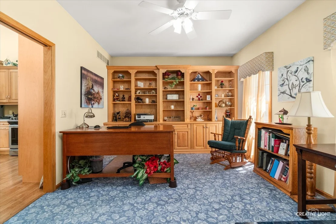 Photo of 16073 Burr Oak Road