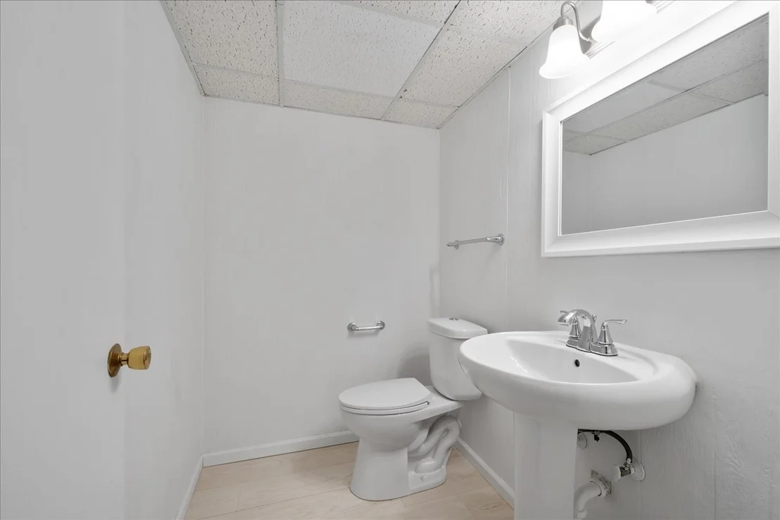 Photo of 2821 Covert Road