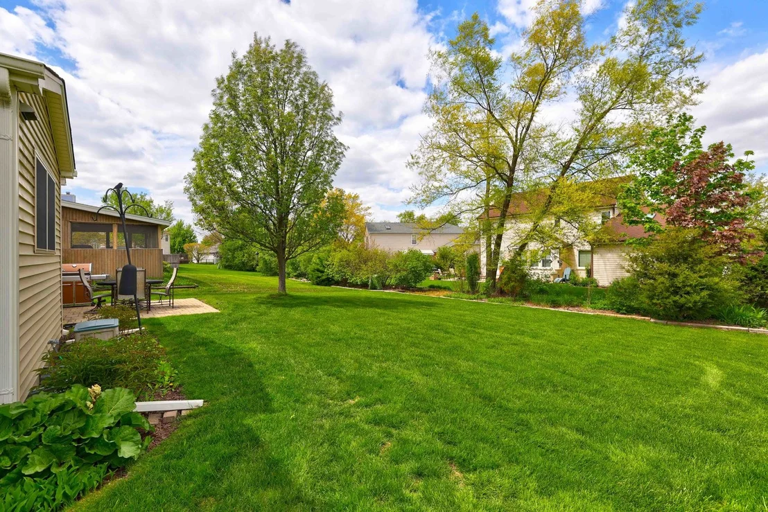 Photo of 4261 Oak Knoll Lane
