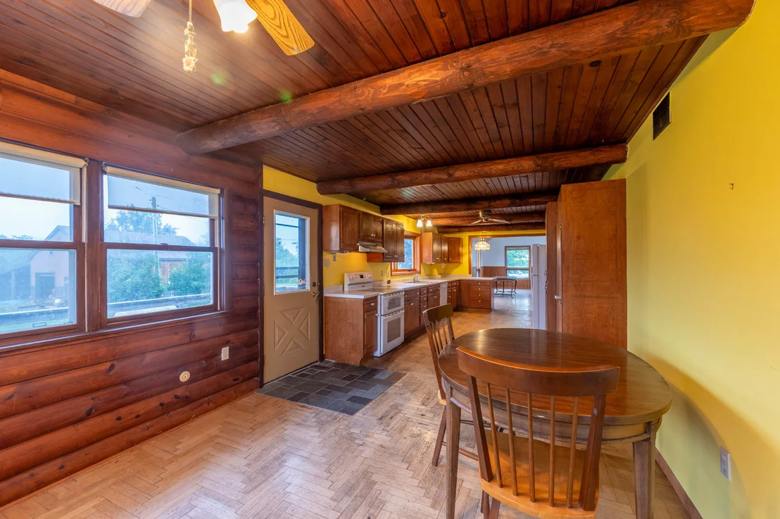 Photo of 3237 W Wilderness Road
