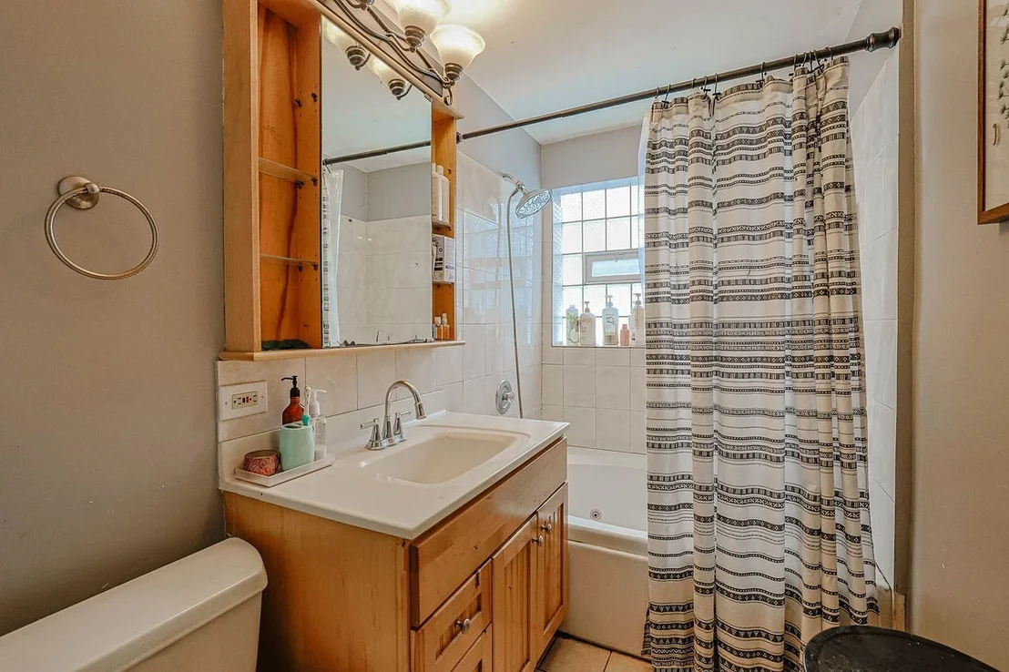 Photo of 4123 Prescott Avenue