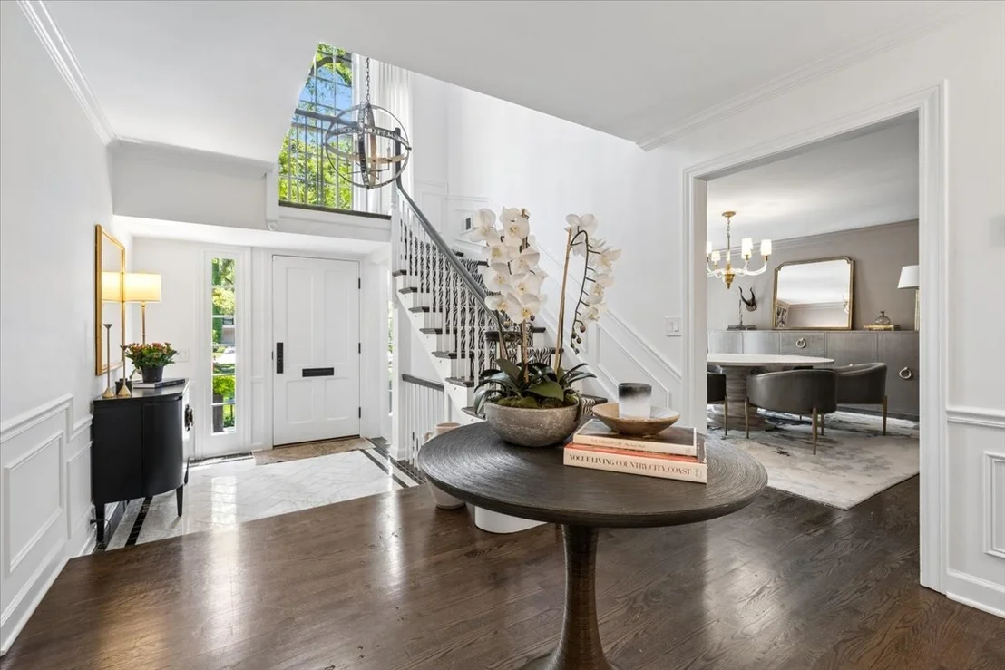 Photo of 567 Oak Street