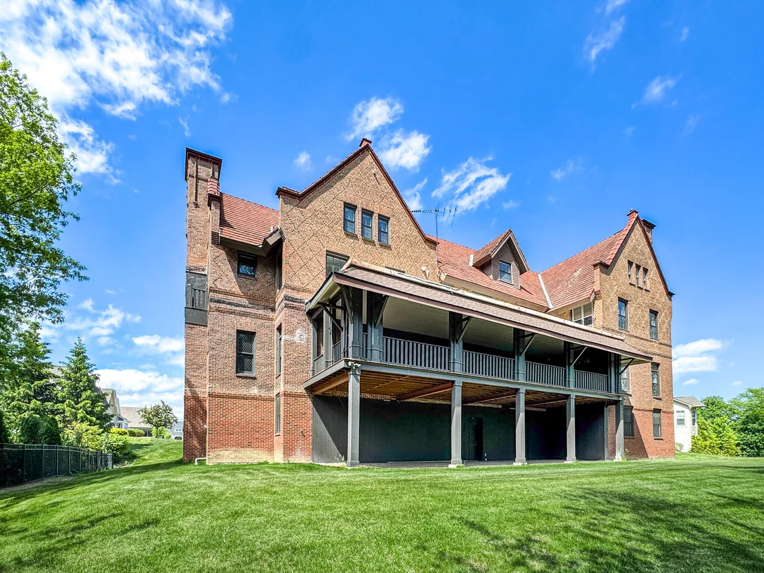 Photo of 141 Loretto Court