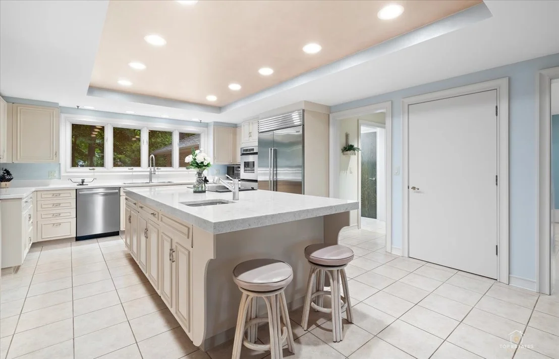 Photo of 1725 Persimmon Drive