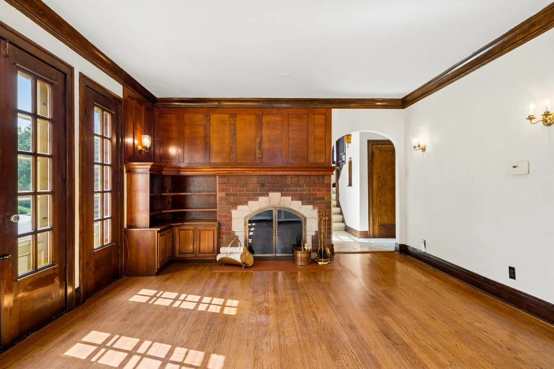 Photo of 3514 Hollywood Avenue