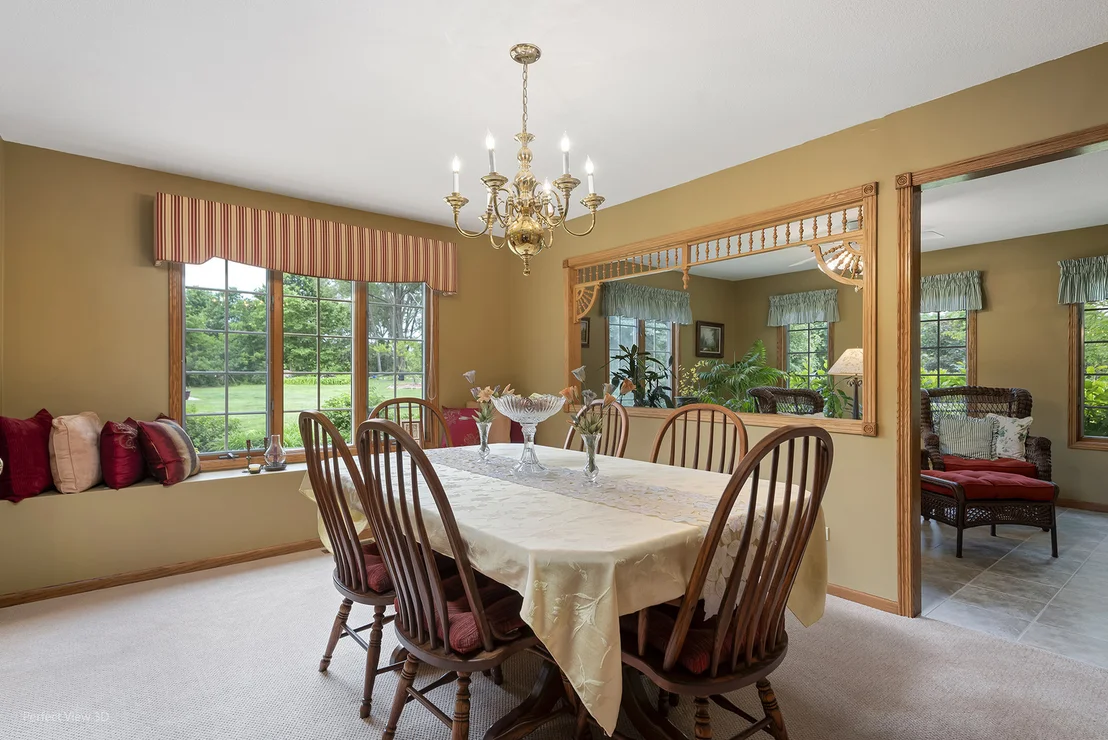 Photo of 295 W Grandin Road