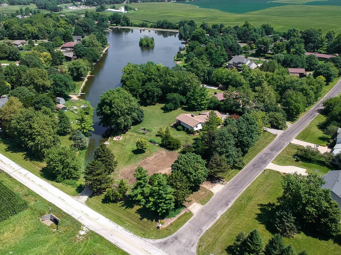 Photo of 8264 Sunset Road