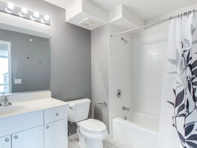 Photo of Unit 1221 at 800 Elgin Road