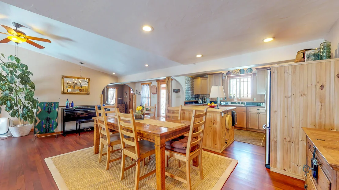 Photo of 5001 County Road 4 W