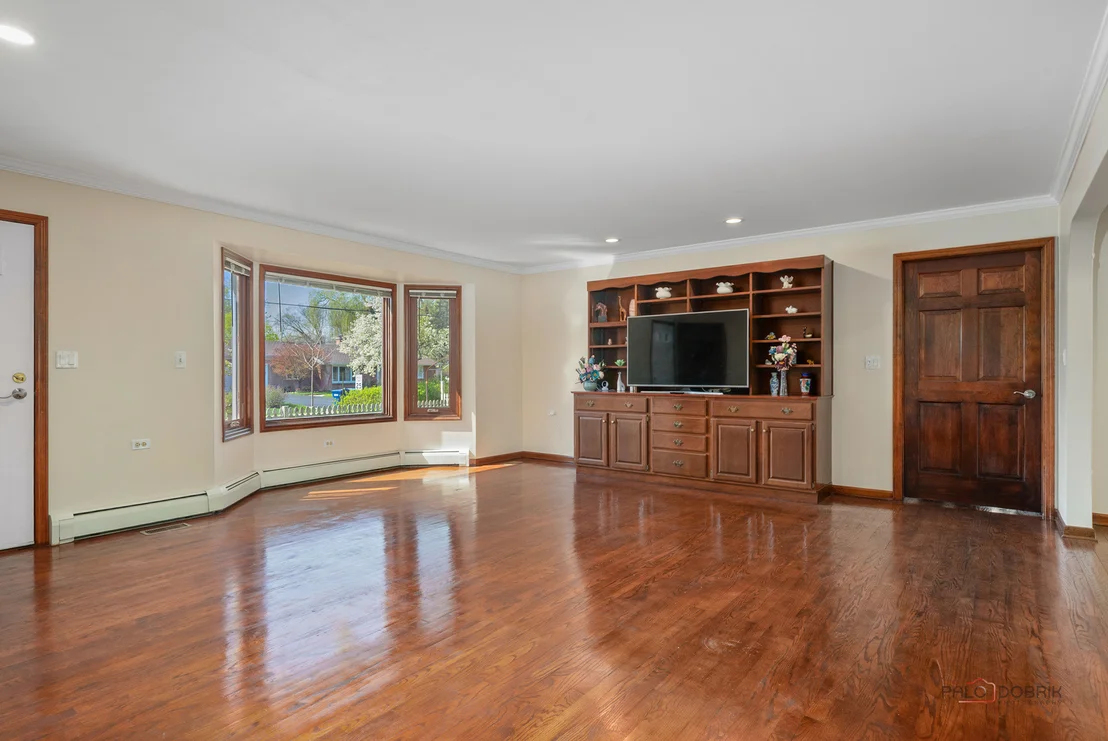 Photo of 807 Burris Avenue