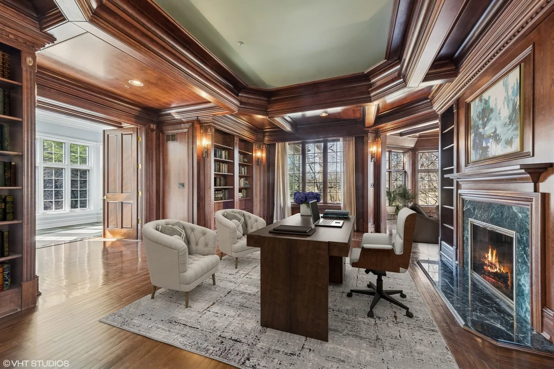 Photo of 560 Oak Knoll Road