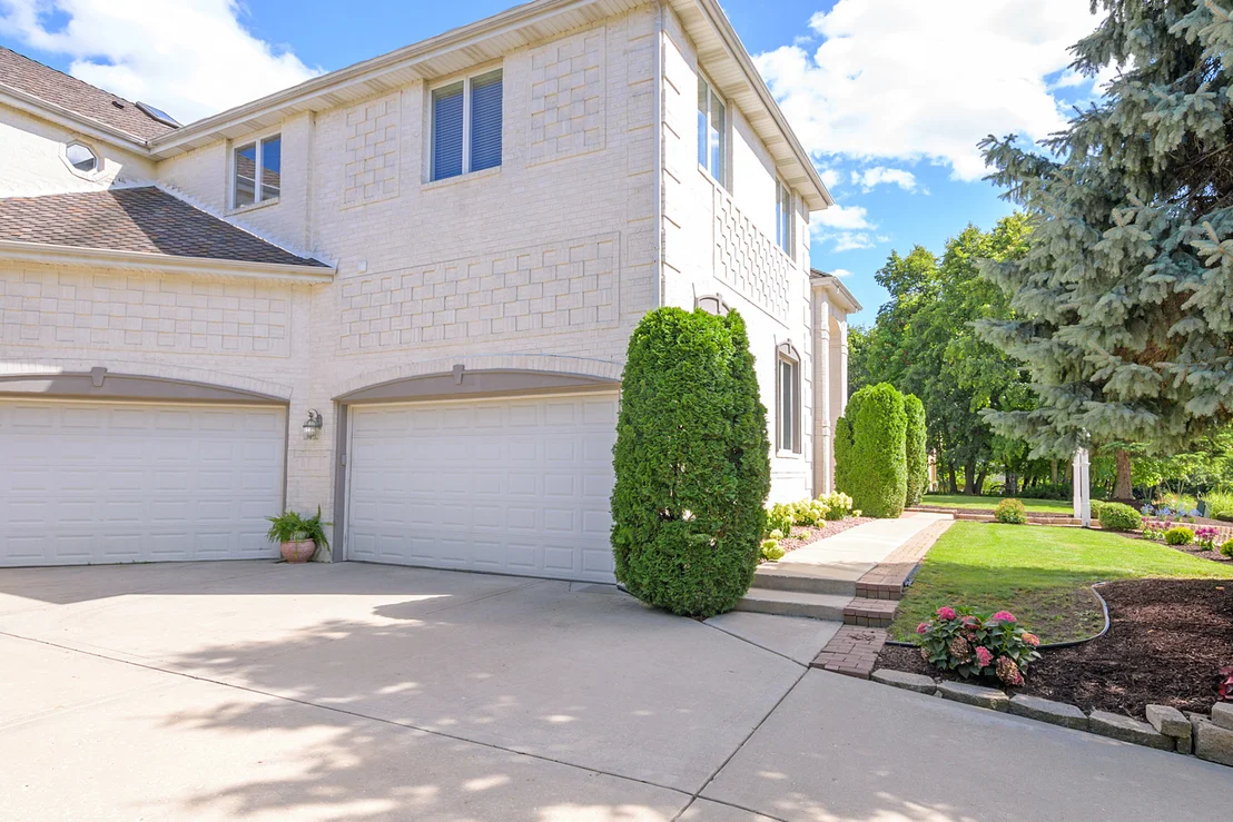 Photo of 20659 Abbey Drive