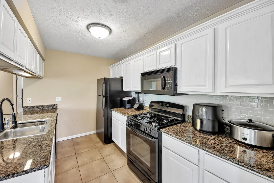Photo of 661 Stonegate Drive
