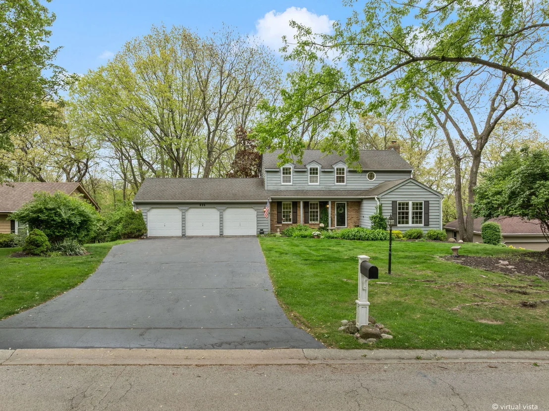 Photo of 635 Oakview Drive