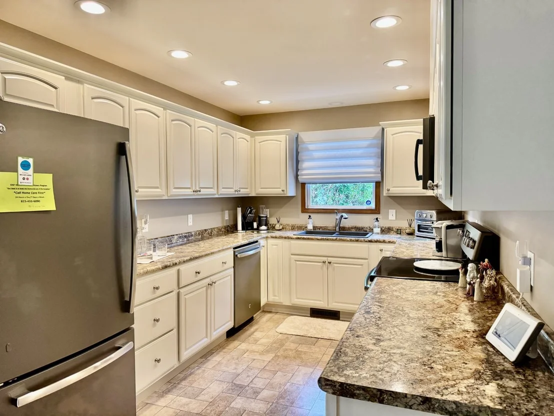 Photo of 2806 Becker Drive