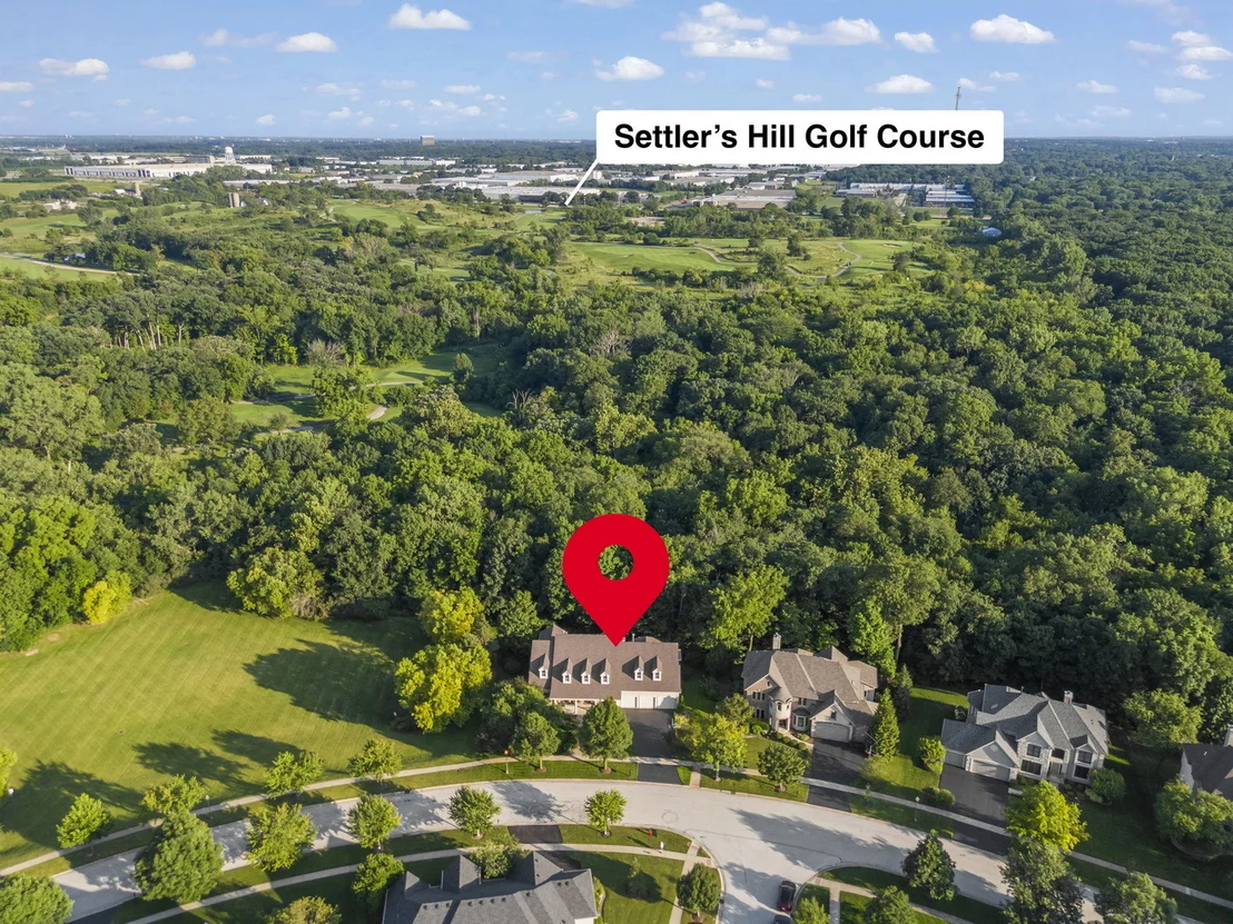 Photo of 750 Fox Run Drive