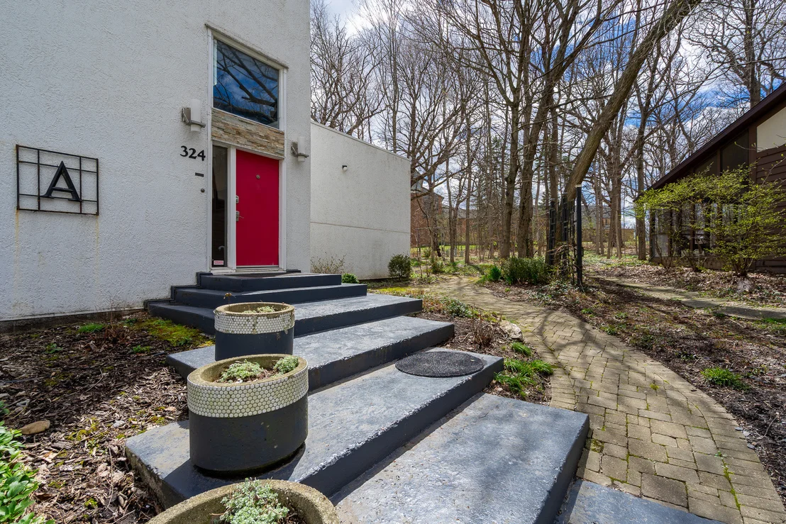 Photo of 324 Gina Drive