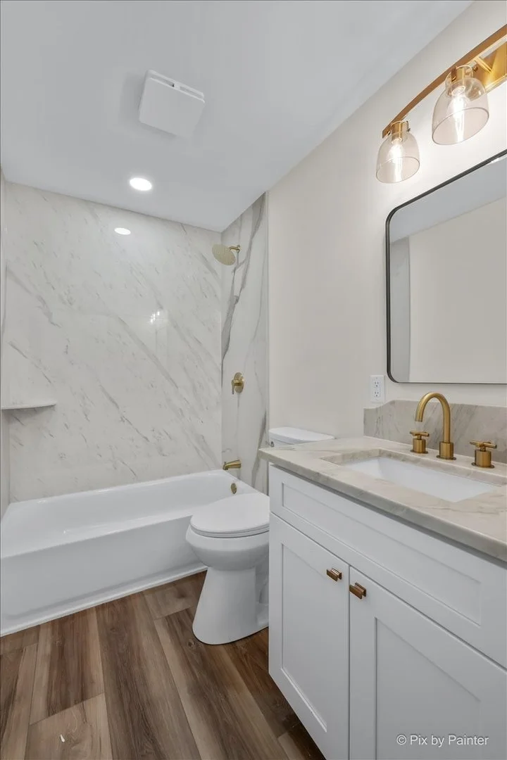 Photo of 1245 W Violet Street
