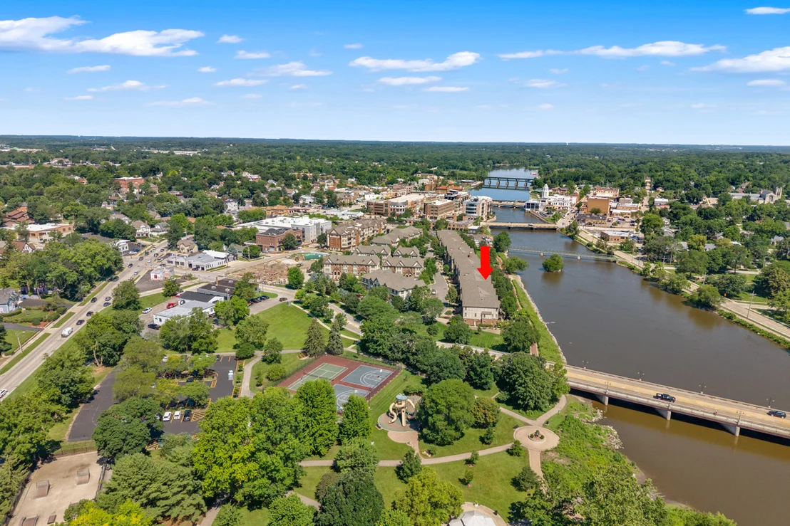 Photo of 526 Brownstone Drive