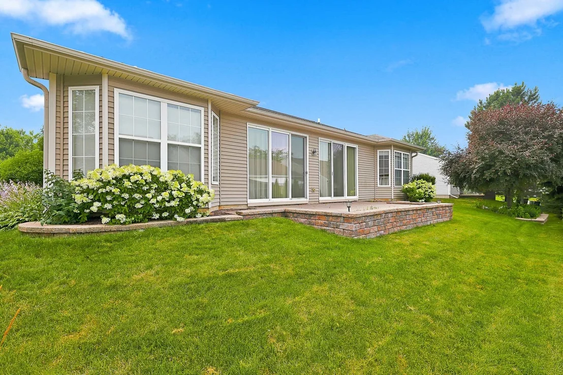 Photo of 13470 Crestview Drive