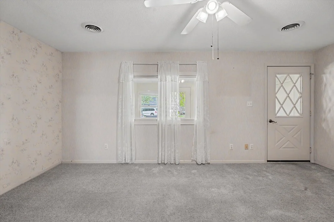 Photo of 517 Illinois Drive