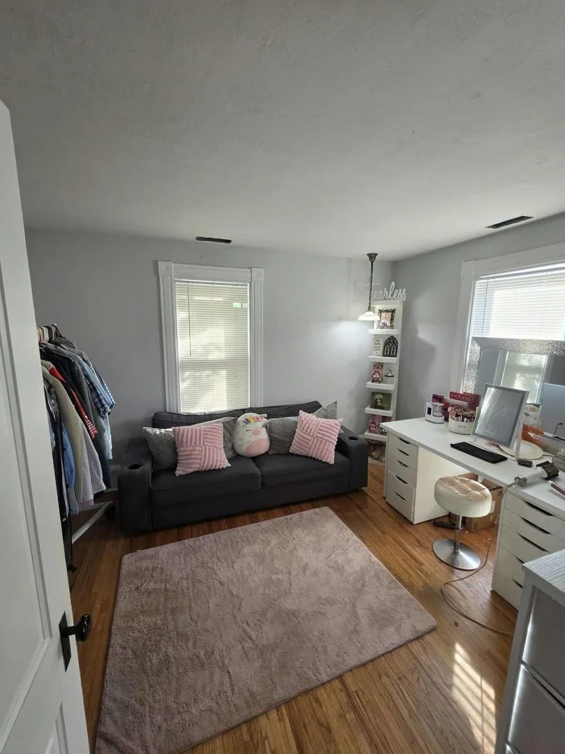 Photo of 554 Bangs Street