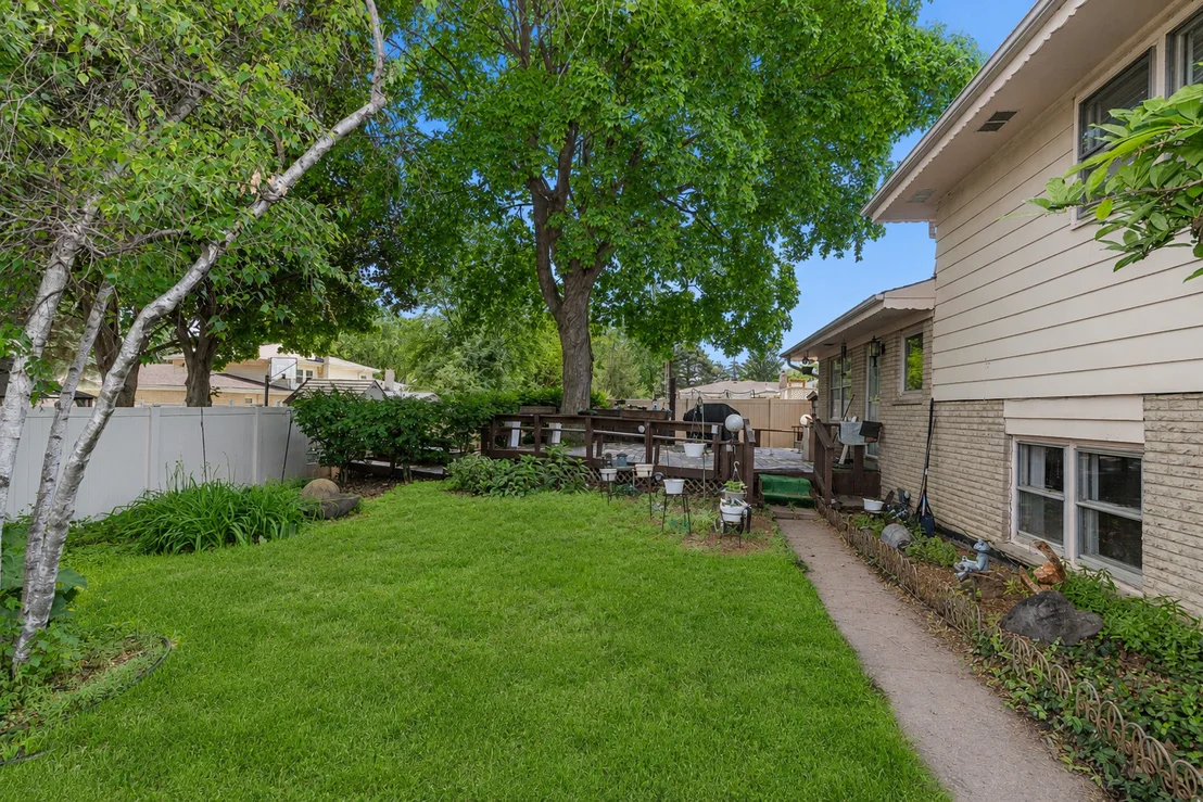 Photo of 917 W Army Trail Boulevard