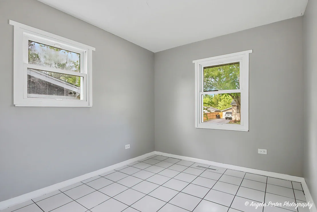 Photo of 410 WILLOW Road