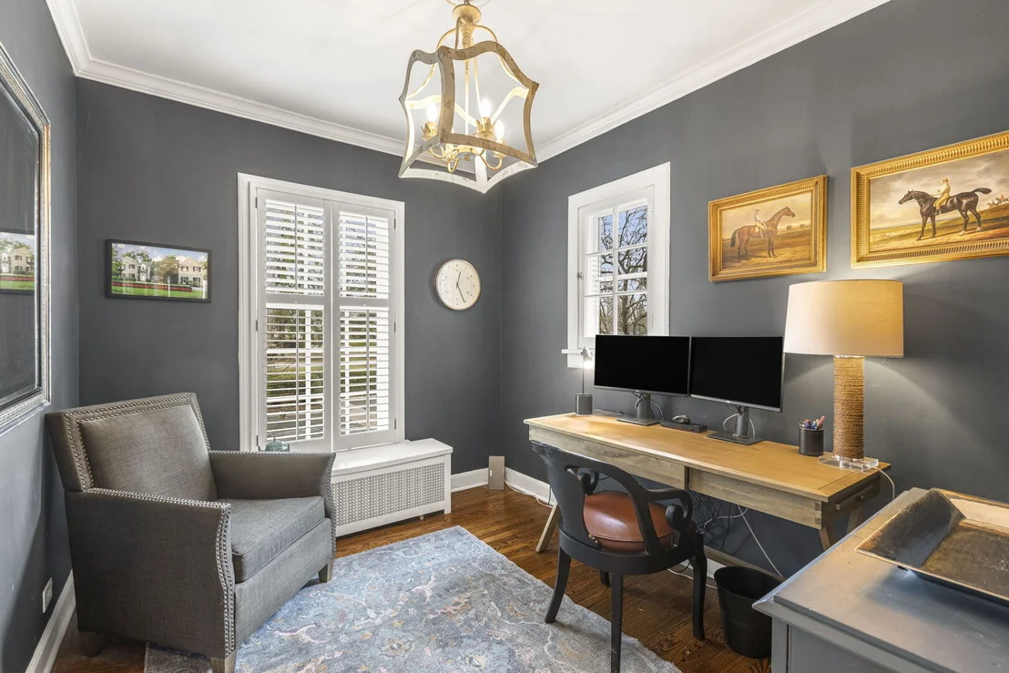 Photo of 965 Castlegate Court