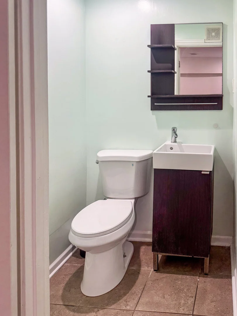 Photo of 51 W ROZANNE Drive