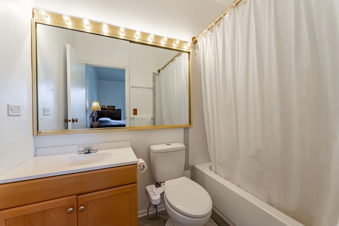 Photo of 137 Harding Drive