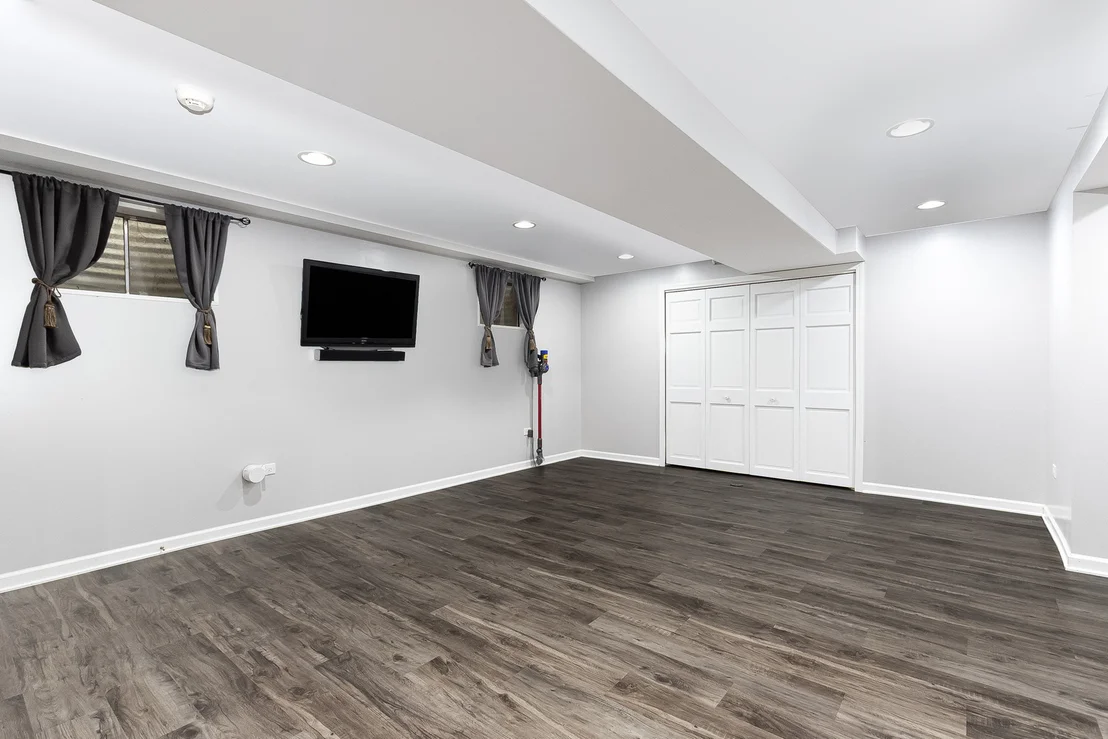 Photo of 4072 Broadmoor Circle