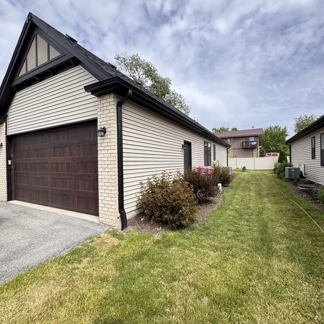 Photo of 548 Mihelich Lane