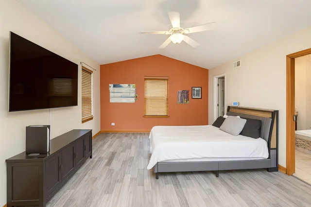 Photo of 406 Juniper Drive