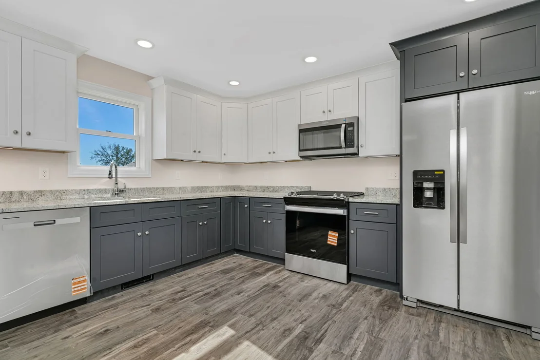 Photo of 903 Springhill Drive