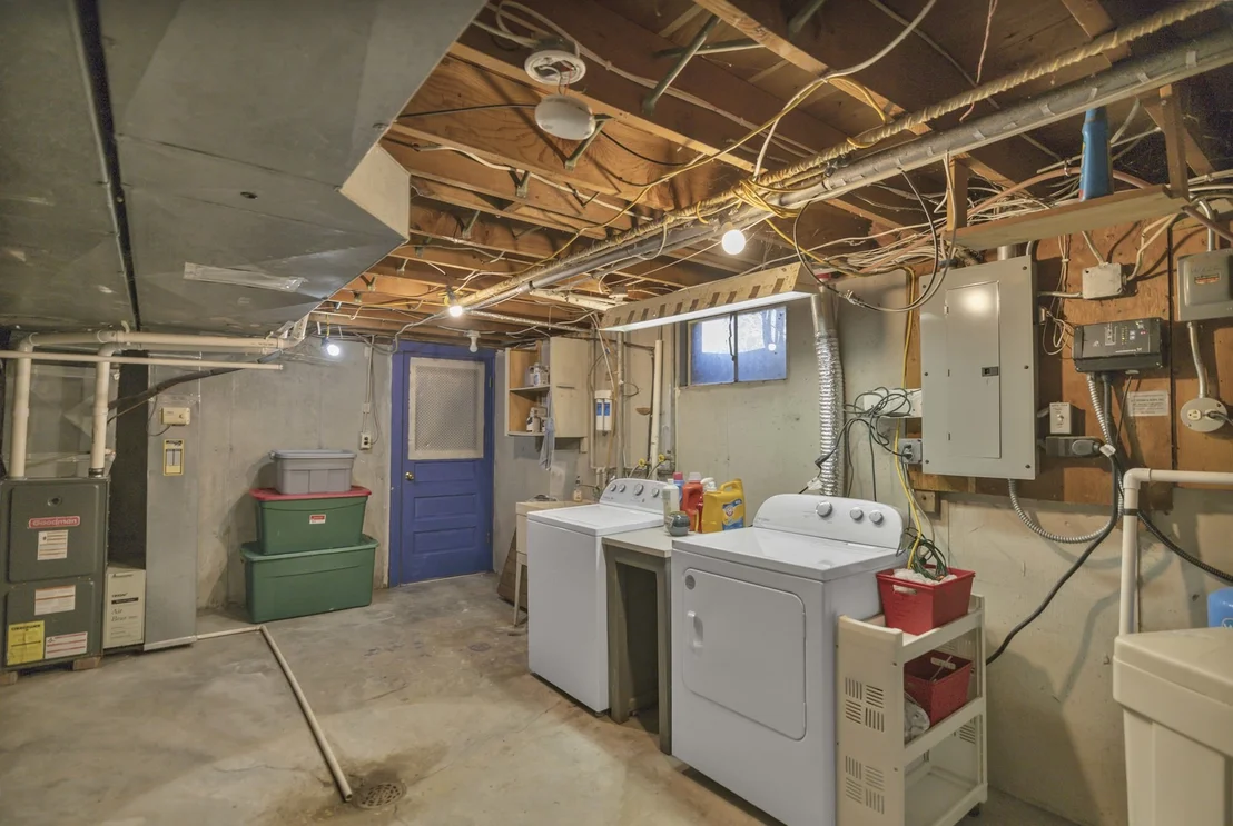 Photo of 405 Thomas Drive