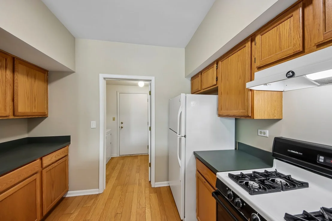 Photo of 1016 Spring Court