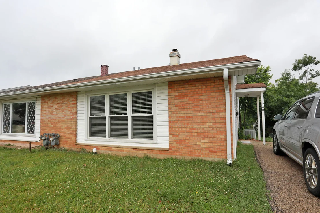 Photo of 240 Grissom Lane