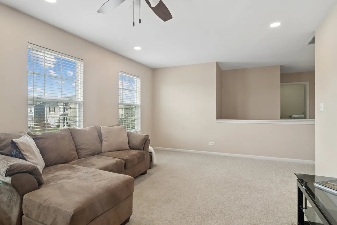 Photo of 2574 Heron Lane