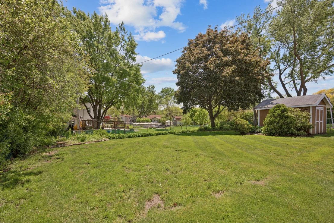 Photo of 974 Yorkshire Drive